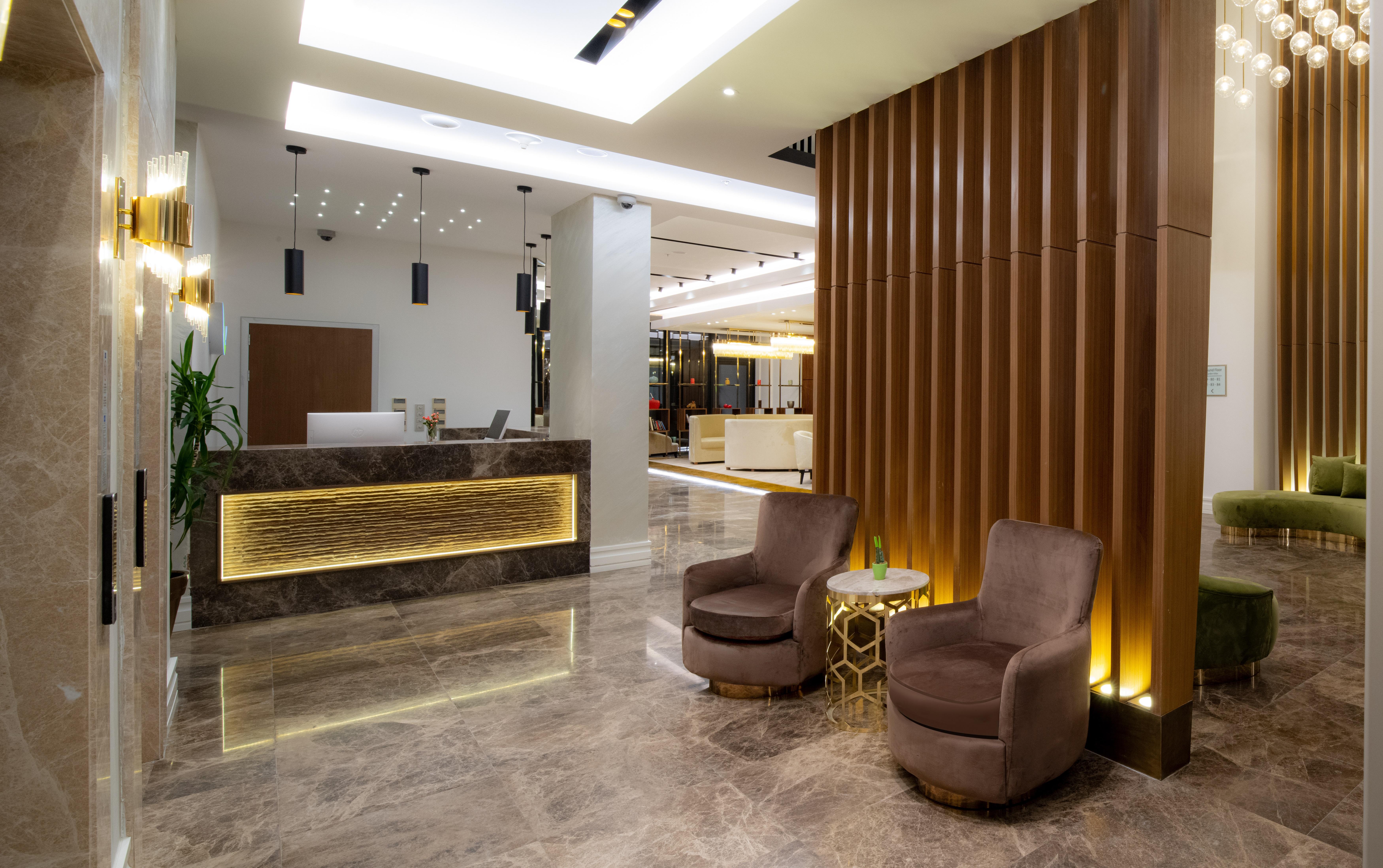 Hotel Movenpick Living Istanbul West Exteriér fotografie Lobby
