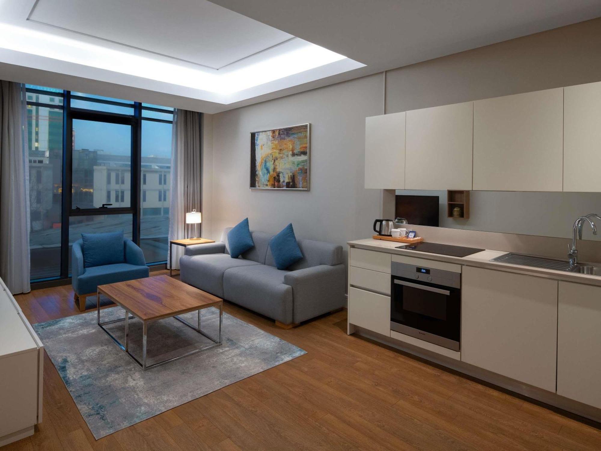 Hotel Movenpick Living Istanbul West Exteriér fotografie
